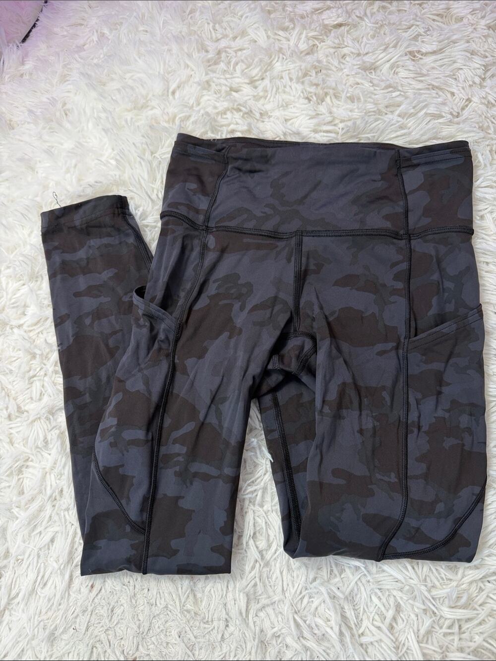 Lululemon Fast and Free Tight II 25" *Non-Reflective Nulux Incognito Camo Multi